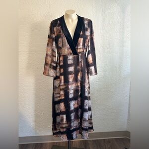 SOUVENIR Brown  Cream Long Sleeve velvet v-neck  Plunge duster M NWT Italy